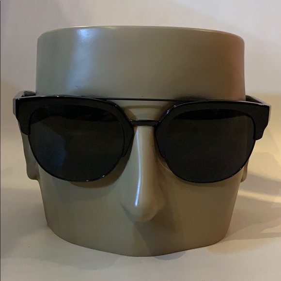 New Men’s Dolce&Gabbana Sunglasses - Picture 2 of 7